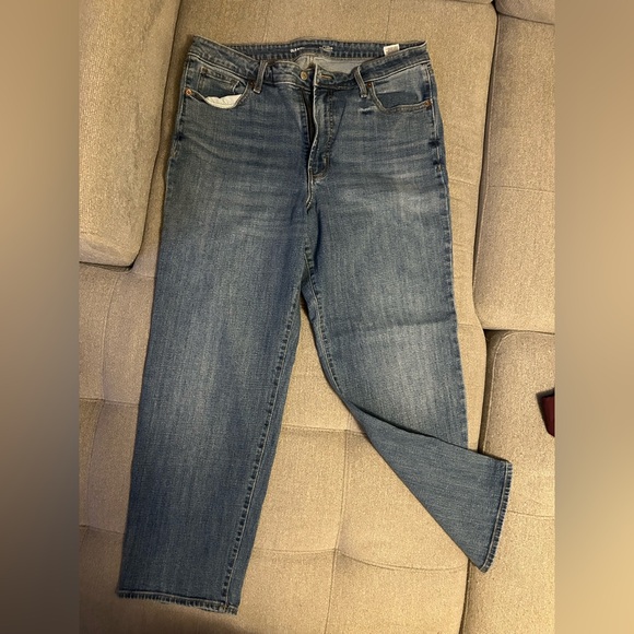Old Navy Medium Blue Denim Jeans - Picture 1 of 2